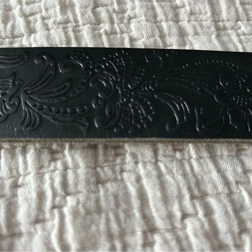 Mens Black Embossed Genuine Leather Embossed Western Inspired Belt Silver Buckle